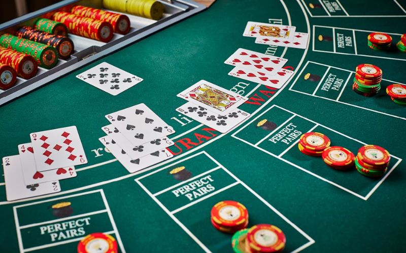 Giải thích tại sao cách rút bài Blackjack cần đúng thời điểm